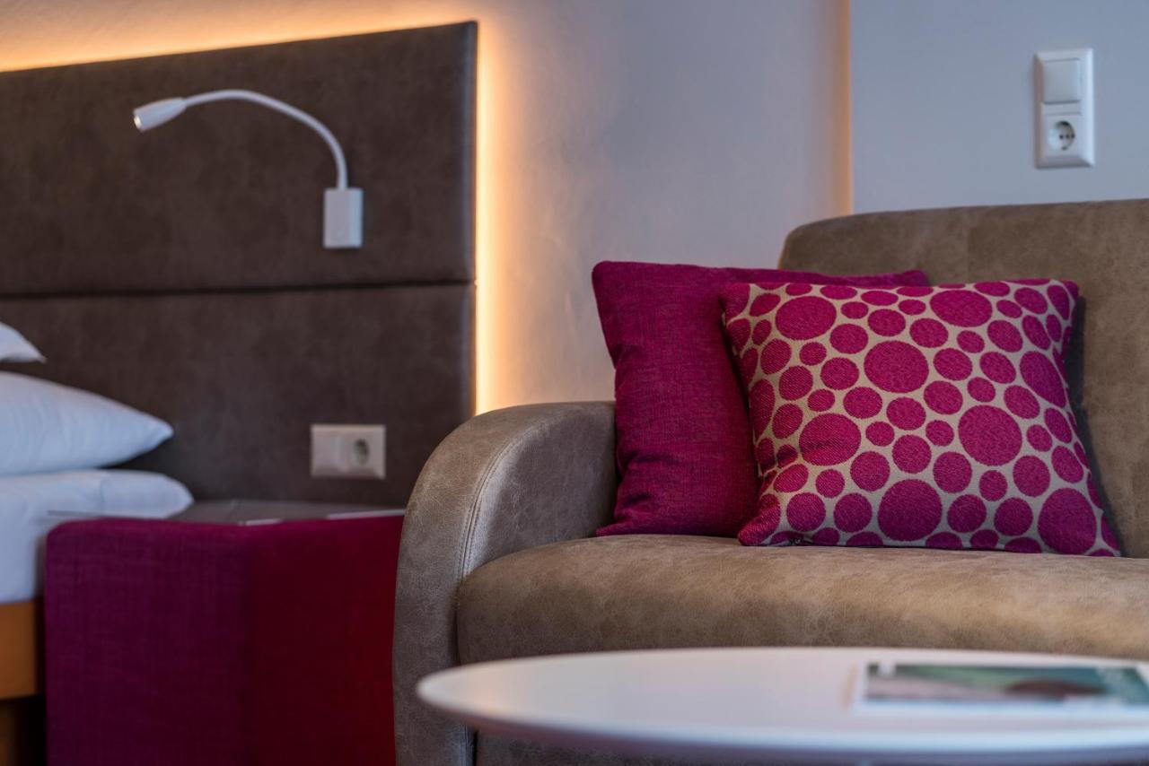 Seehotel Vinzenz フェルデン・アム・ヴェルターゼー エクステリア 写真