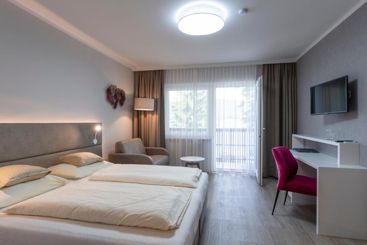 Seehotel Vinzenz フェルデン・アム・ヴェルターゼー エクステリア 写真